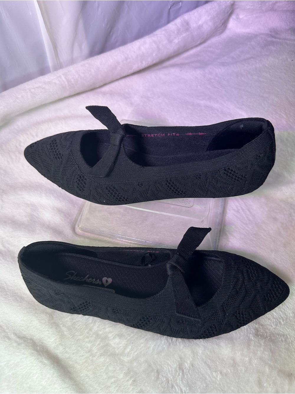 Skechers Black Knit Memory Foam Pointed Ballet Flat with Bow - Picture 2 of 9